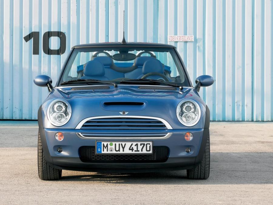  Mini Cooper S Cabrio 2004 года  (фото 5 из 20)